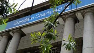 Redefining Wealth Management Through Trust and Choice The Case of Standard Chartered Investment Services
